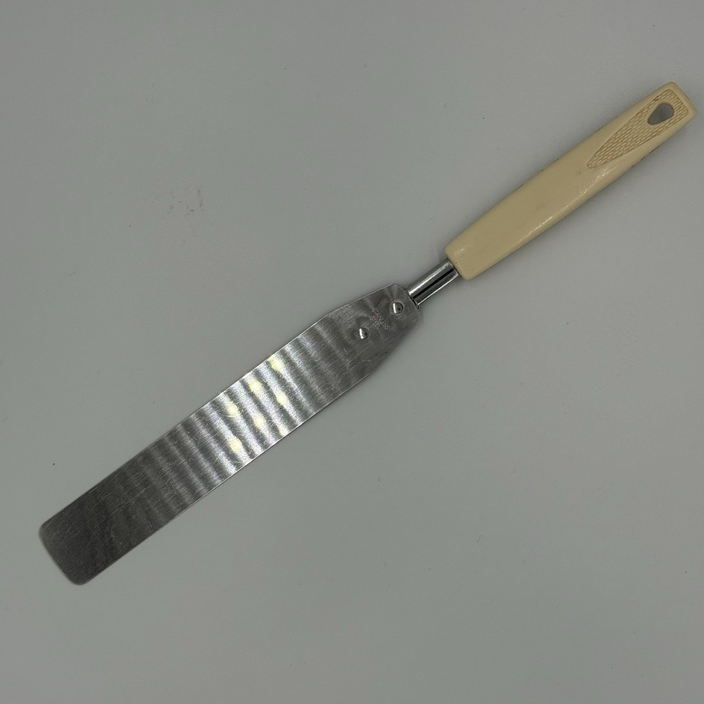 Vintage Koco Stainless Steel Spatula‎ Cake Icing Spreader Cream Handle Retro